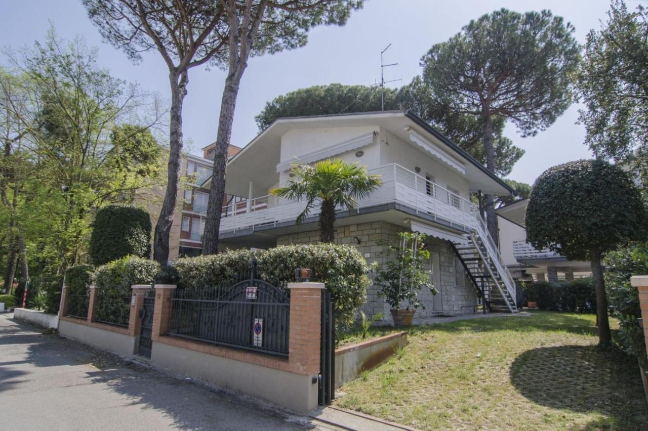 Appartamenti Federica Milano Marittima Bagian luar foto